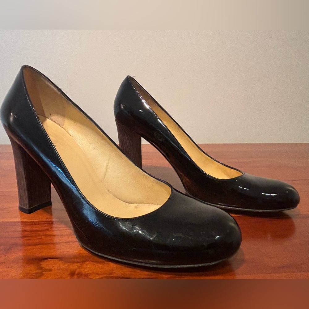 Kate Spade patent ‘faux bois’ pumps